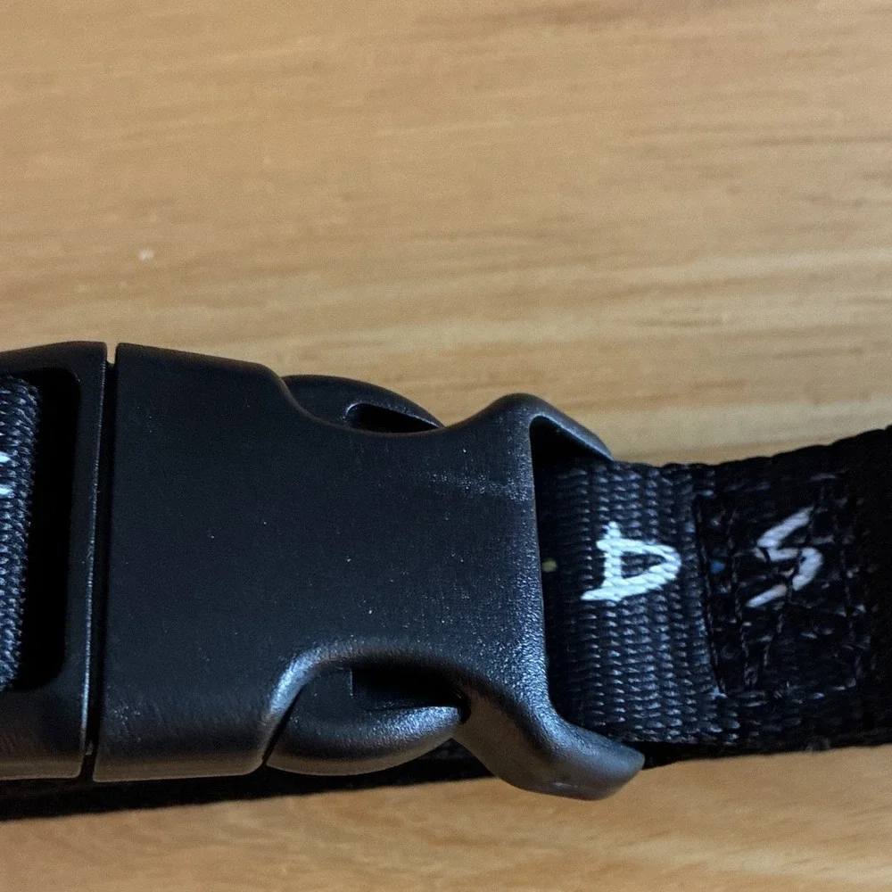 Buckle-Down FRIENDS TV Series Adjustable Black Dog Collar, Large 1.0 in Wide